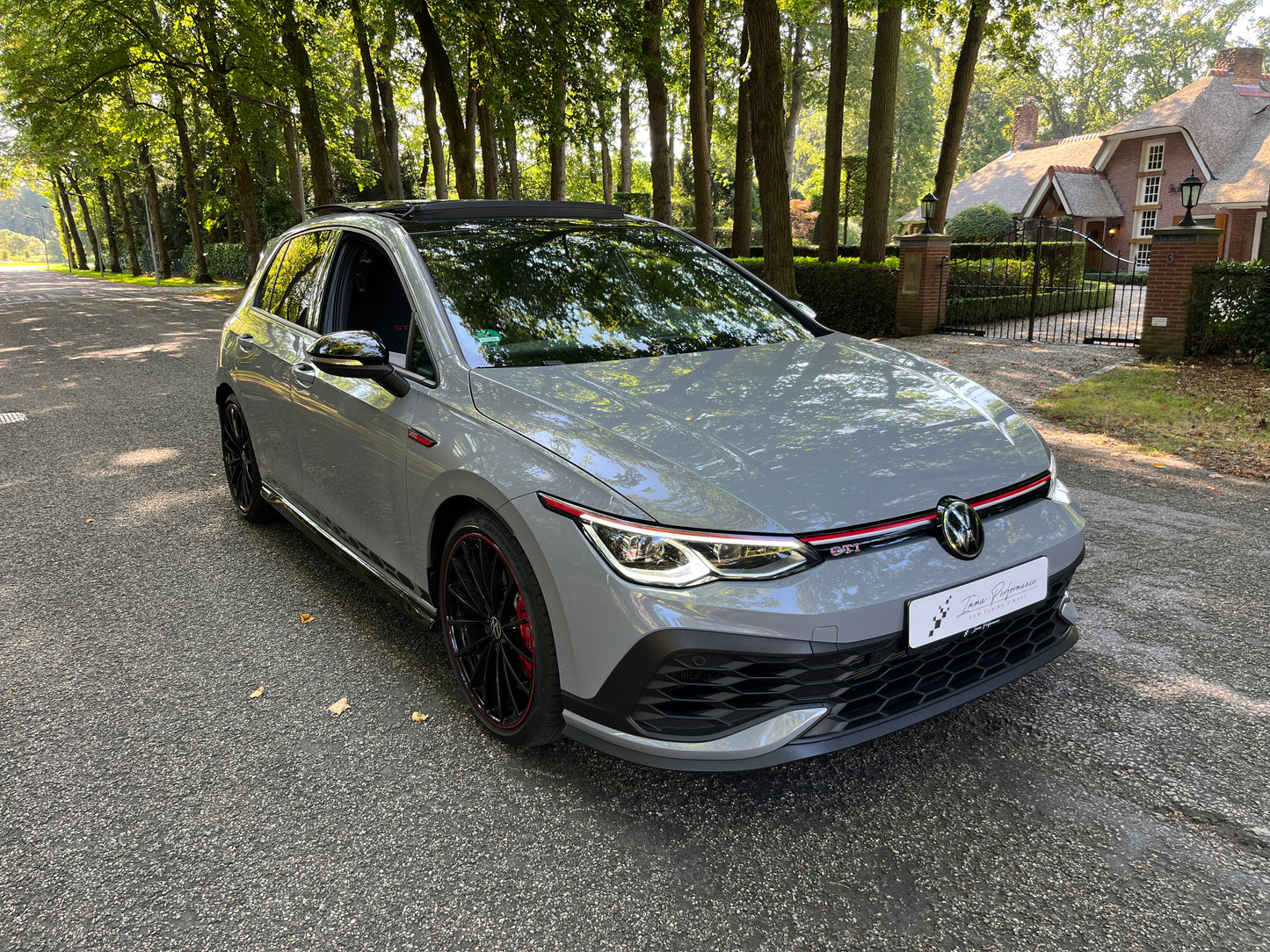 Volkswagen Golf 2.0 TSI GTI Clubsport 45 AKRAPOVIC MONDSTEIN