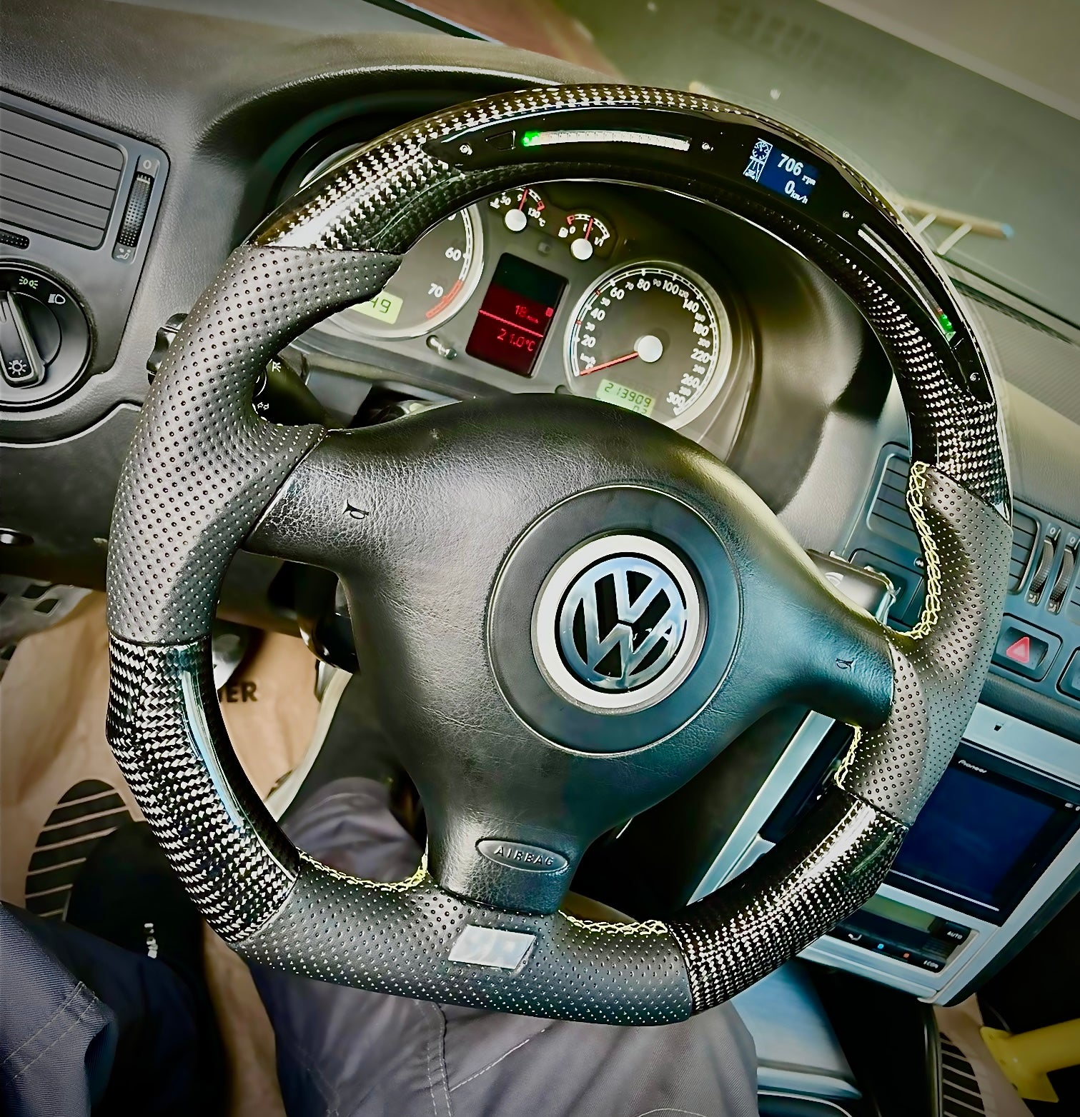 For VW Golf 4 Jetta Bora MK4 R32 GTI 1999-2004 Carbon Fiber Sticker Center  Control